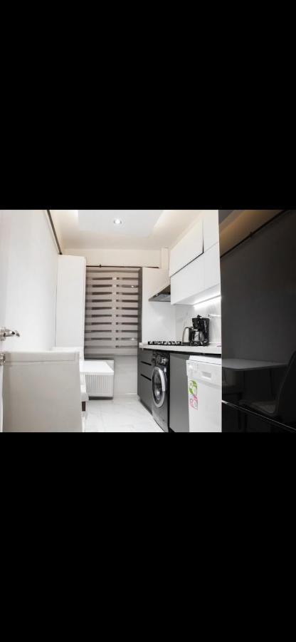 Appartement Right Next To The Cevahirshopping Center