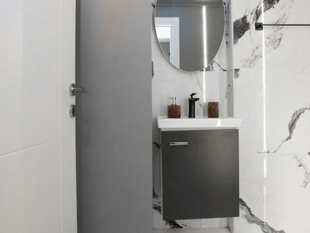 Appartement Right Next To The Cevahirshopping Center Istanboel